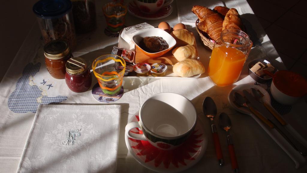 Il Melograno Bed & Breakfast Borgo San Dalmazzo Exterior foto